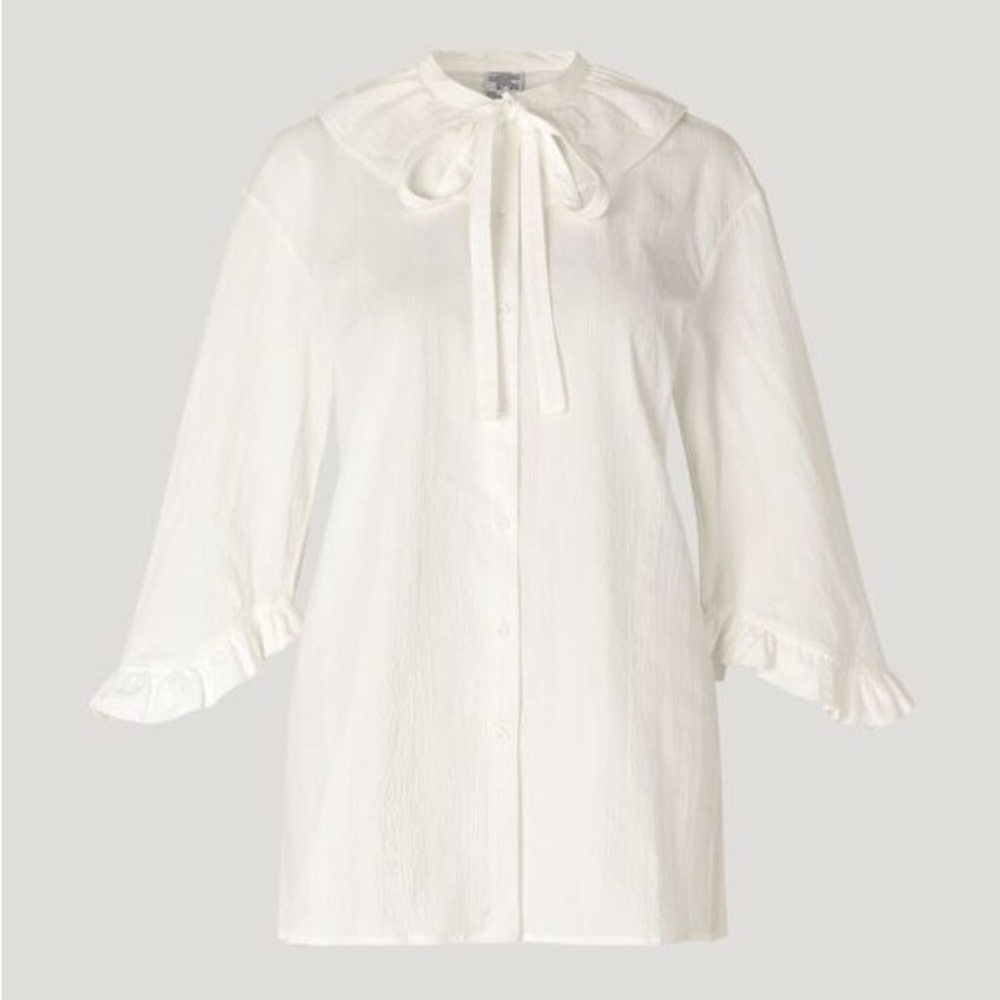 Baum und Pferdgarten size 6 Muneera blouse in Cloud Dancer